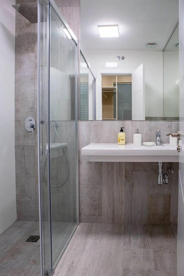马德里Cozy 2Bed2Bath&Patio W Bedbath In Mdrd'S Center公寓 外观 照片