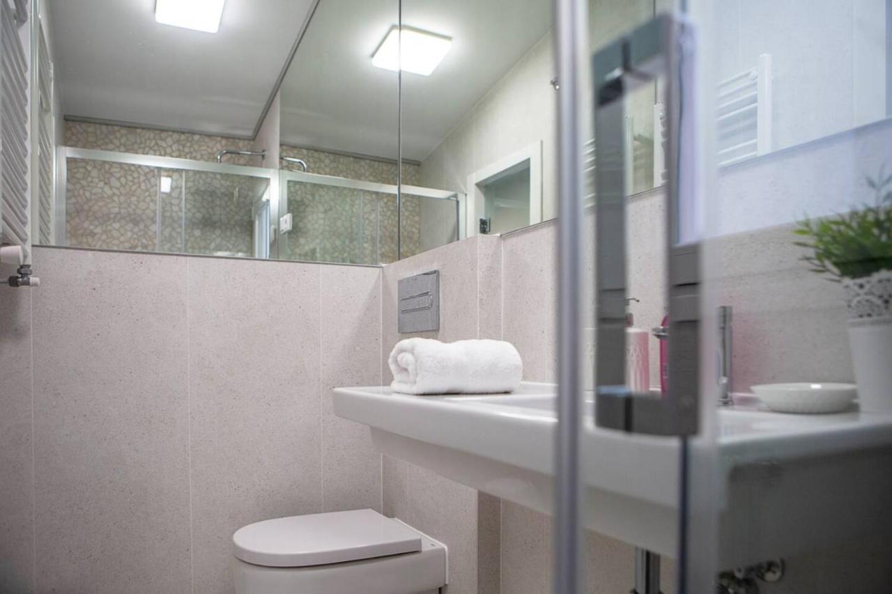 马德里Cozy 2Bed2Bath&Patio W Bedbath In Mdrd'S Center公寓 外观 照片